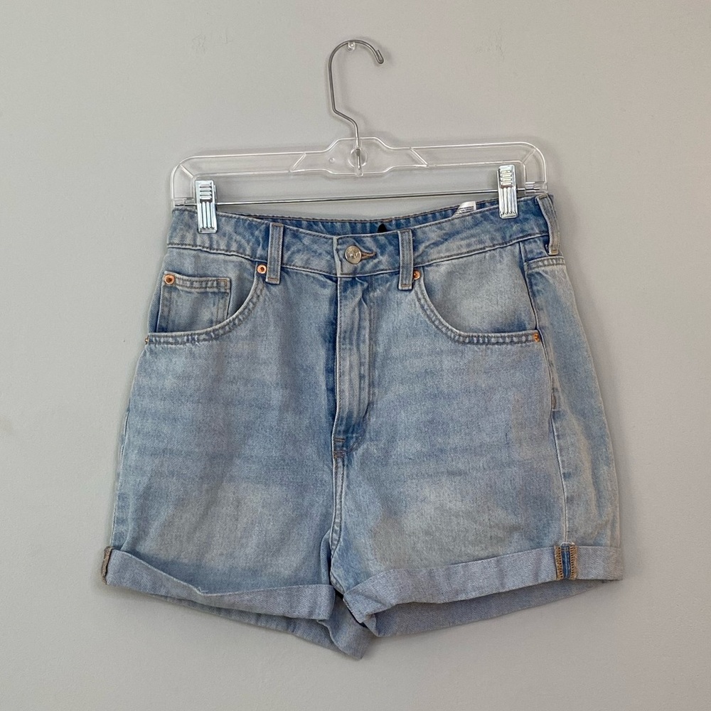 Divided Light Wash Blue Jean Shorts Size 6